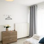 Elegant Rez-de-jardin 4 A