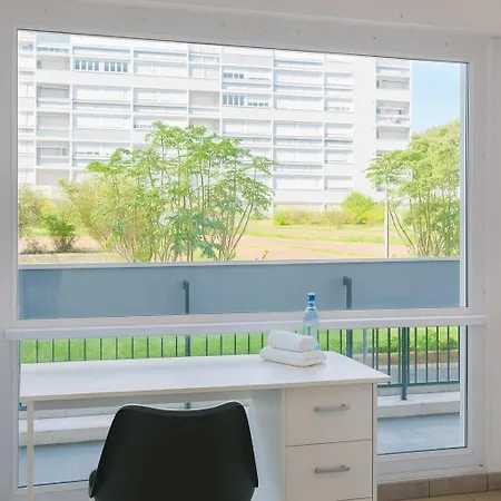 Elegant Rez-de-jardin 4 A * Анже