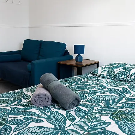 Elegant Rez-de-jardin 4 A * Анже