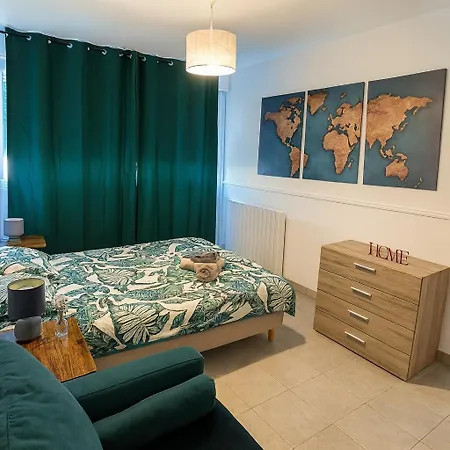 Elegant Rez-de-jardin 4 A *