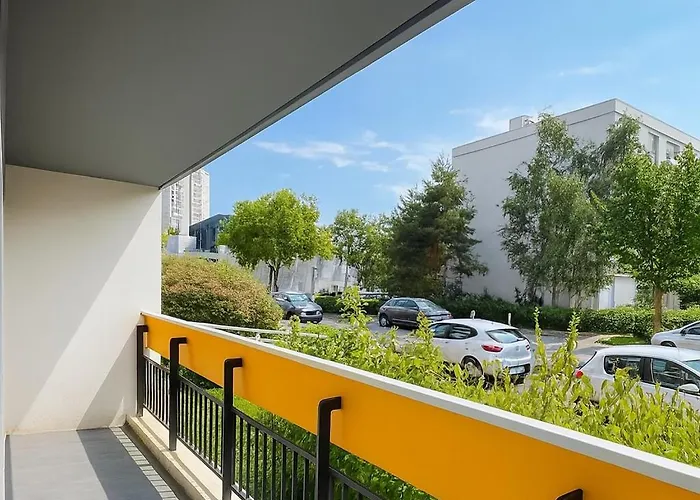 Elegant Rez-de-jardin 4 A Lägenhet